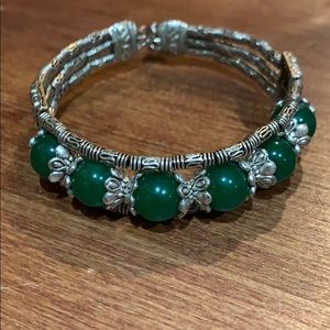 Silver tone with Jade beads